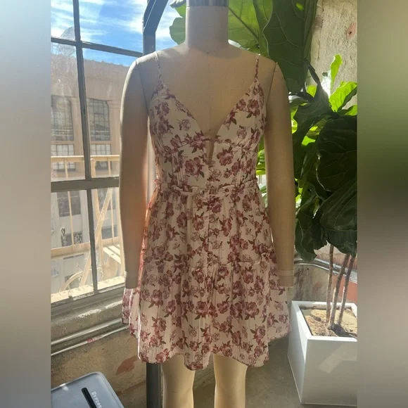 In The Roses Ruffled Mini Dress - Picture 6 of 9